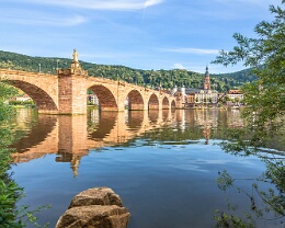Heidelberg, alte Brücke Erhältlich in folgenden Ausführungen: Passepartout-Bilder: FineArt Prints auf Fotopapier 260g glossy, im Passepartout weiss. Plakate: FineArt Prints auf...
