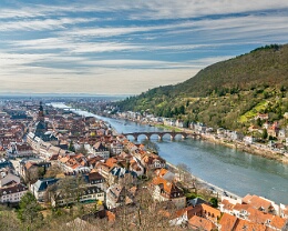 Neckarblick-3 Heidelberg Erhältlich in folgenden Ausführungen und Größen: Passepartout 40x30 cm, weiss, (Sichtmaß 29x19 cm) Motiv auf Fotopapier 260g glossy FineArt Print auf Fotopapier...