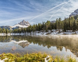 Mystic Lake - Dolomites Erhältlich in folgenden Ausführungen: Passepartout-Bilder: FineArt Prints auf Fotopapier 260g glossy, im Passepartout weiss. Plakate: FineArt Prints auf...