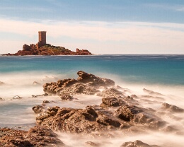 Brandung - Côte d'Azur Erhältlich in folgenden Ausführungen: Passepartout-Bilder: FineArt Prints auf Fotopapier 260g glossy, im Passepartout weiss. Plakate: FineArt Prints auf...